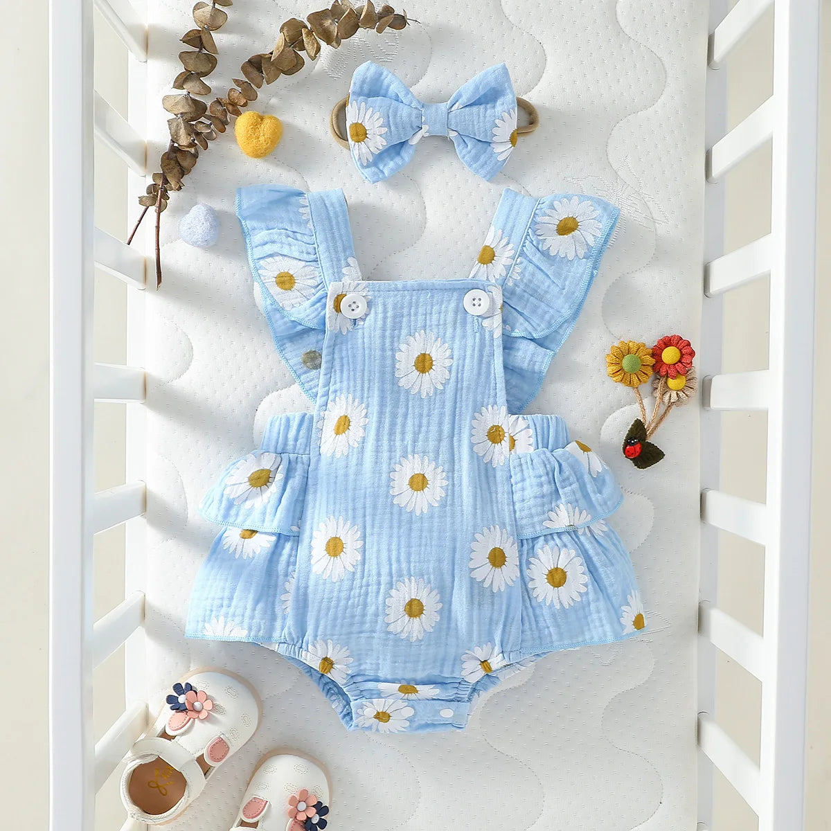Daisy Ruffle Romper Set – Breezy, Adorable & Bloom-Ready 🌼🍼