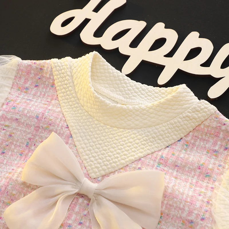 Pearl Pocket Dress – Elegant, Textured & Full of Grace 🎀✨