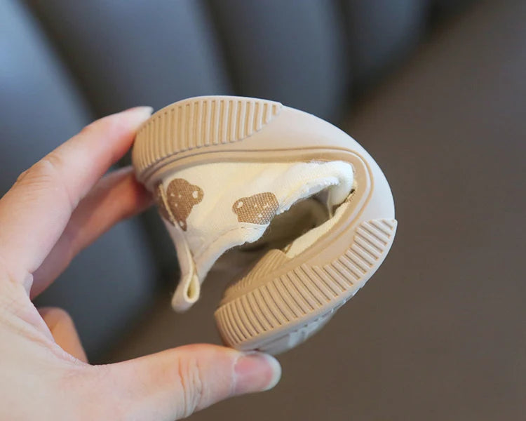 Baby Canvas Shoes – Soft, Comfy & Adorable 🐻👶