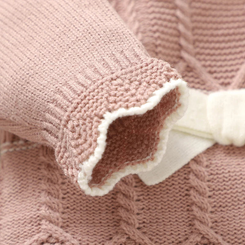 Knitted Baby Romper – Elegant, Cosy & Delicately Detailed 🎀