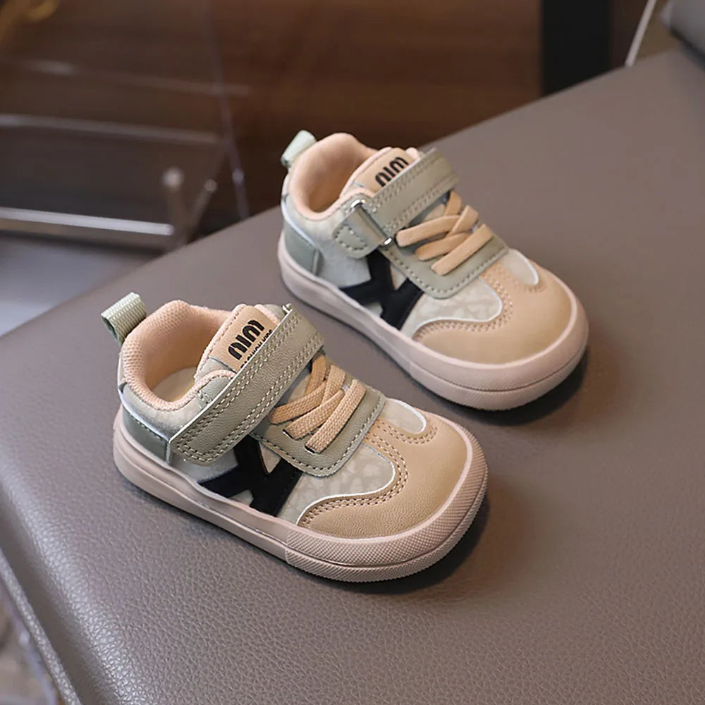 Kids Casual Trainers – Comfortable & Easy to Wear 👟✨