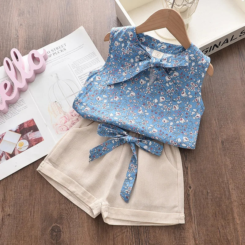 Bow Floral Top & Shorts Set – Delicate, Breezy & Perfectly Cute 🌼🎀