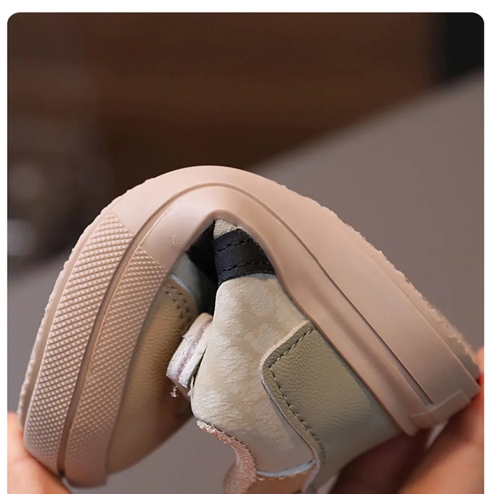 Kids Casual Trainers – Comfortable & Easy to Wear 👟✨