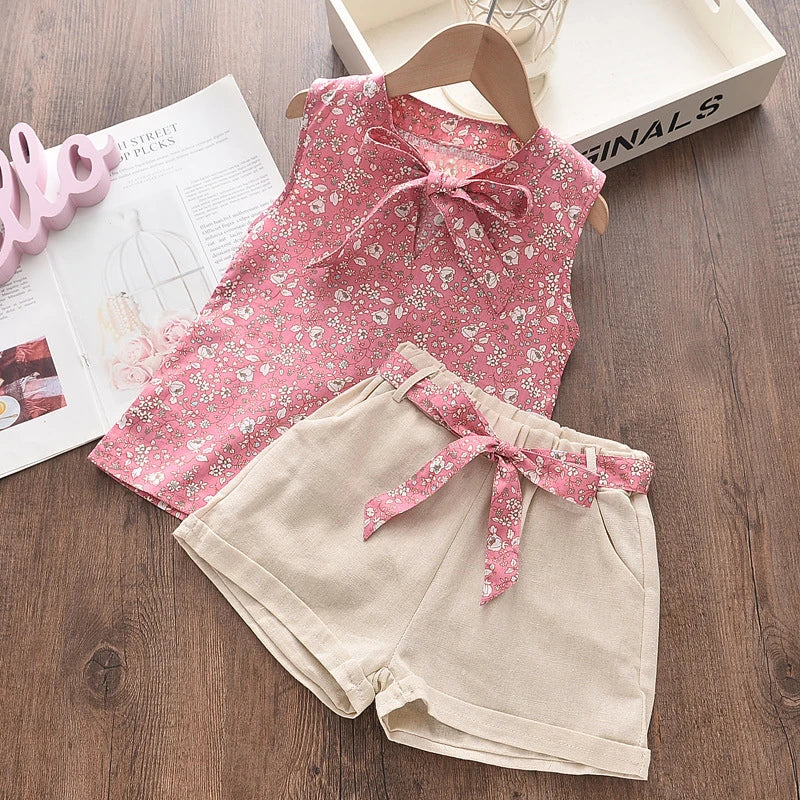 Bow Floral Top & Shorts Set – Delicate, Breezy & Perfectly Cute 🌼🎀