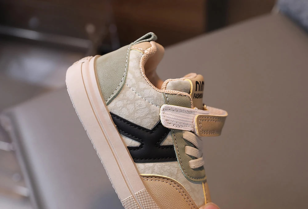 Kids Casual Trainers – Comfortable & Easy to Wear 👟✨