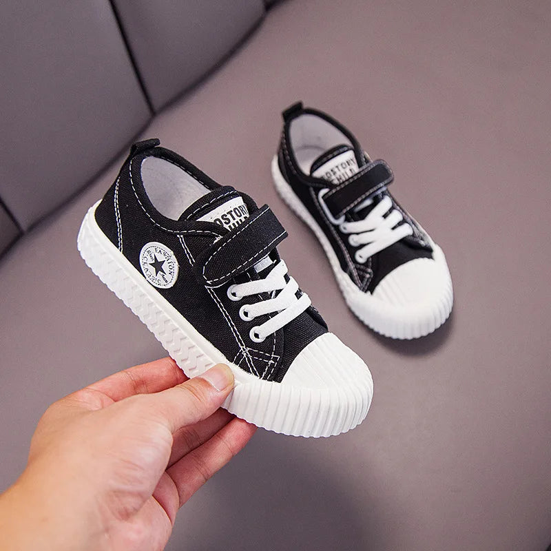 Toddler Canvas Trainers – Colourful, Comfy & Everyday-Ready 👟🌈