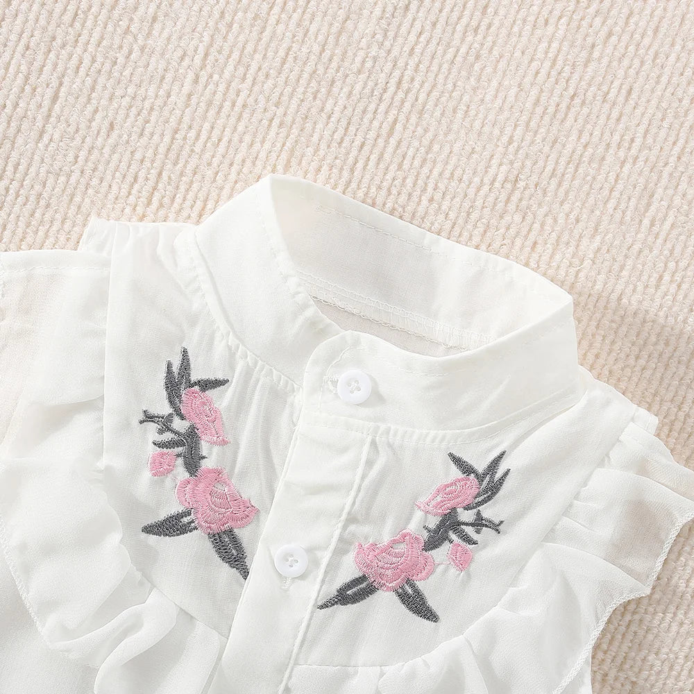 Floral Ruffle Top & Shorts Set – Fresh, Chic & Light as a Breeze 🌸🌿