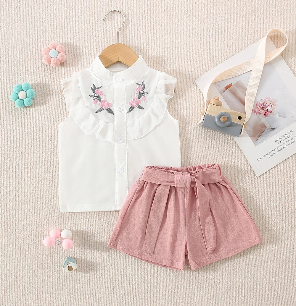 Floral Ruffle Top & Shorts Set – Fresh, Chic & Light as a Breeze 🌸🌿