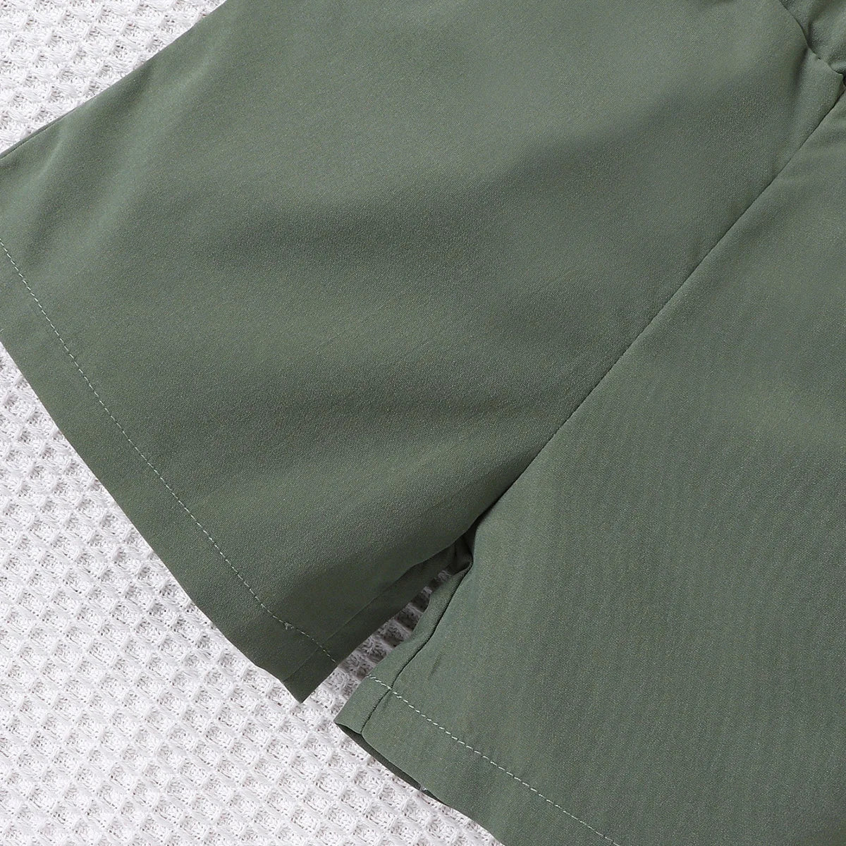 Smart Summer Set – Stylish, Comfortable & Playful 🌿👕
