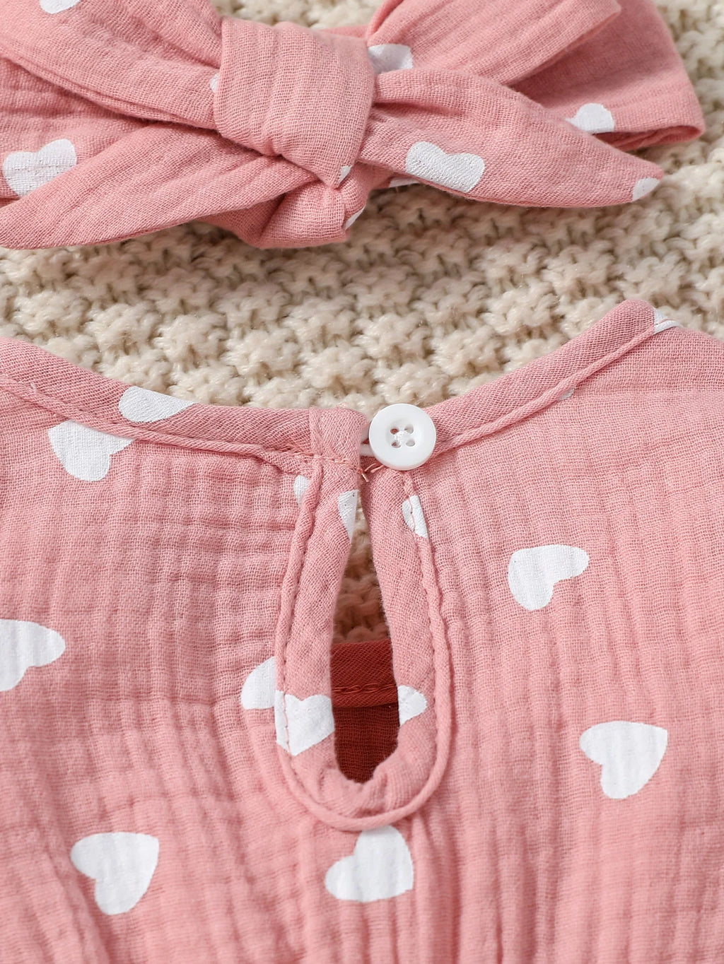 Baby Girl Bow Onesie Set – Sweet, Stylish & Full of Charm 🎀👶